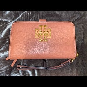 Tory Burch Pink/Peach Wristlet Wallet 🌷
